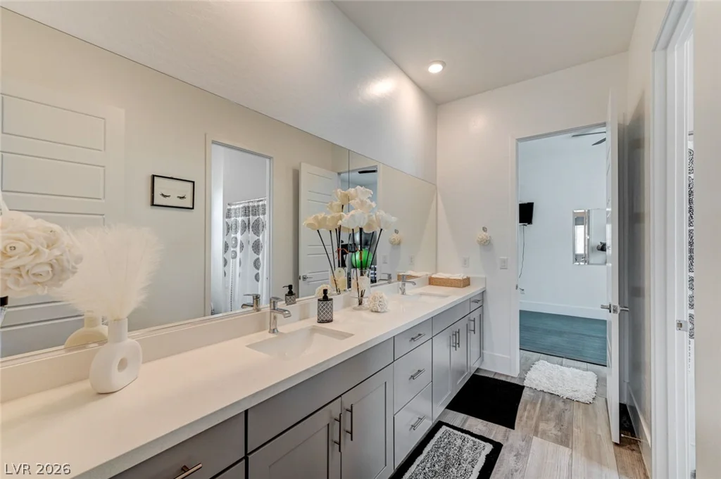 5241 Brayden, Las Vegas, NV 89131