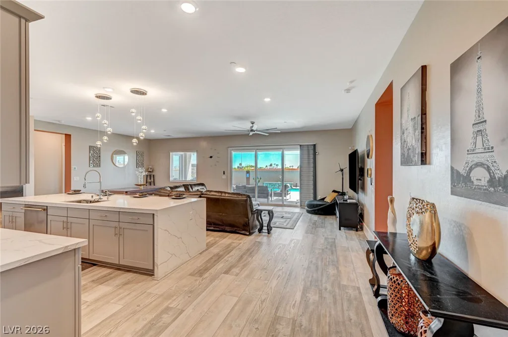 5241 Brayden, Las Vegas, NV 89131