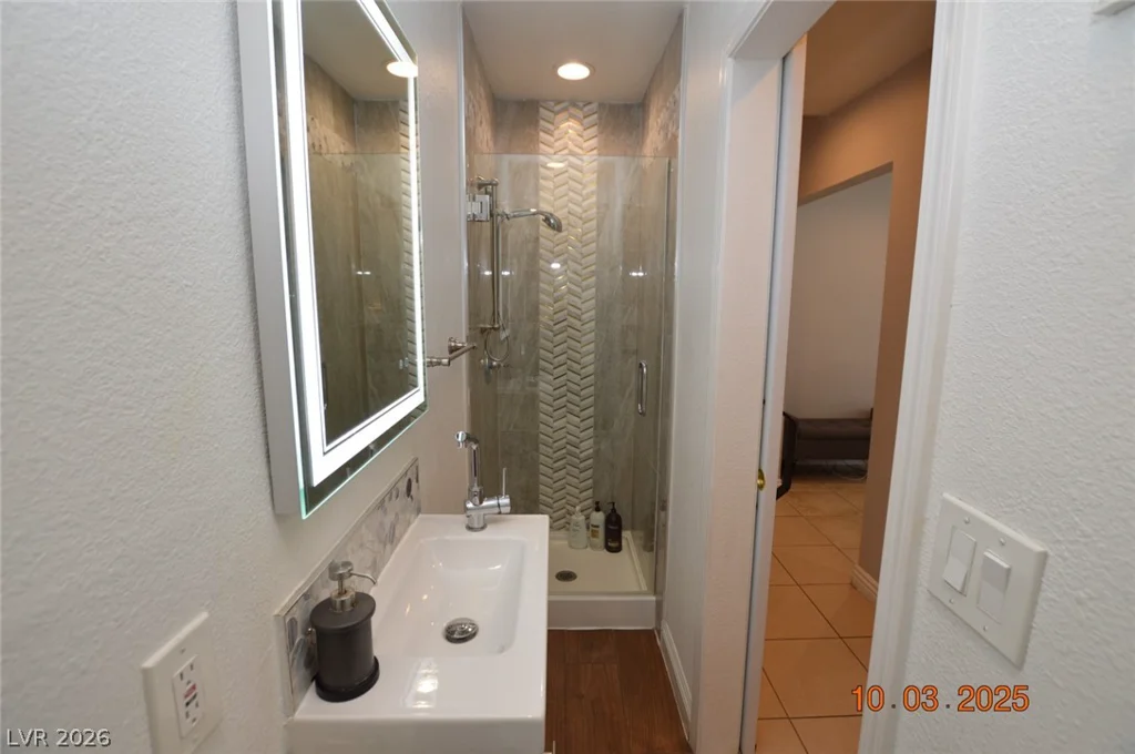 4406 Newhaven, Las Vegas, NV 89147