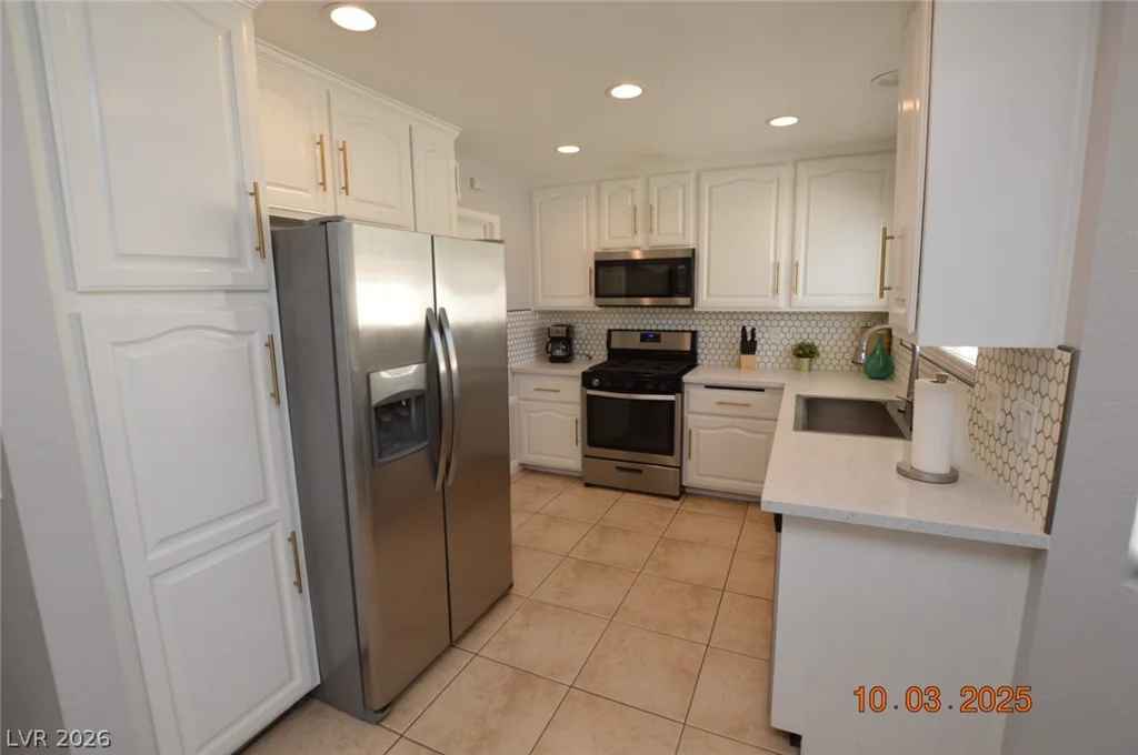 4406 Newhaven, Las Vegas, NV 89147