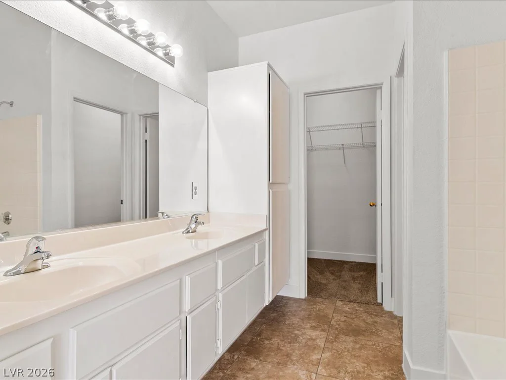 251 Green Valley, Henderson, NV 89012