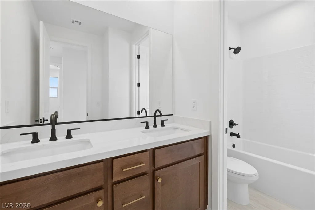 961 Golden Summit, Las Vegas, NV 89138