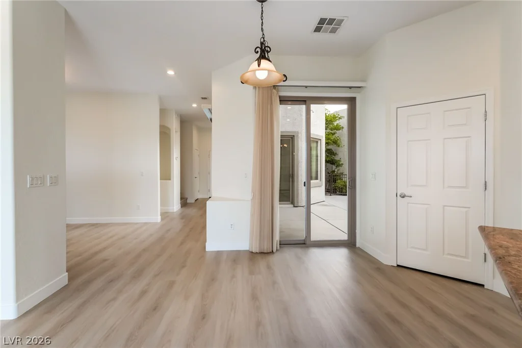9157 Tudor Park, Las Vegas, NV 89145