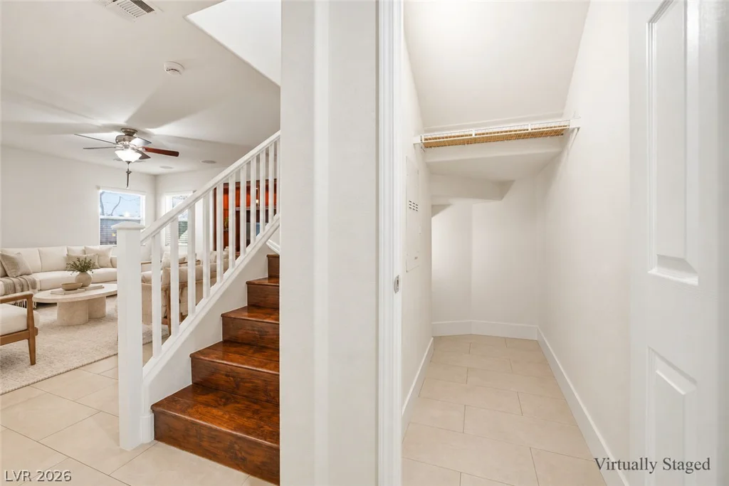 6043 Dewey, Las Vegas, NV 89118