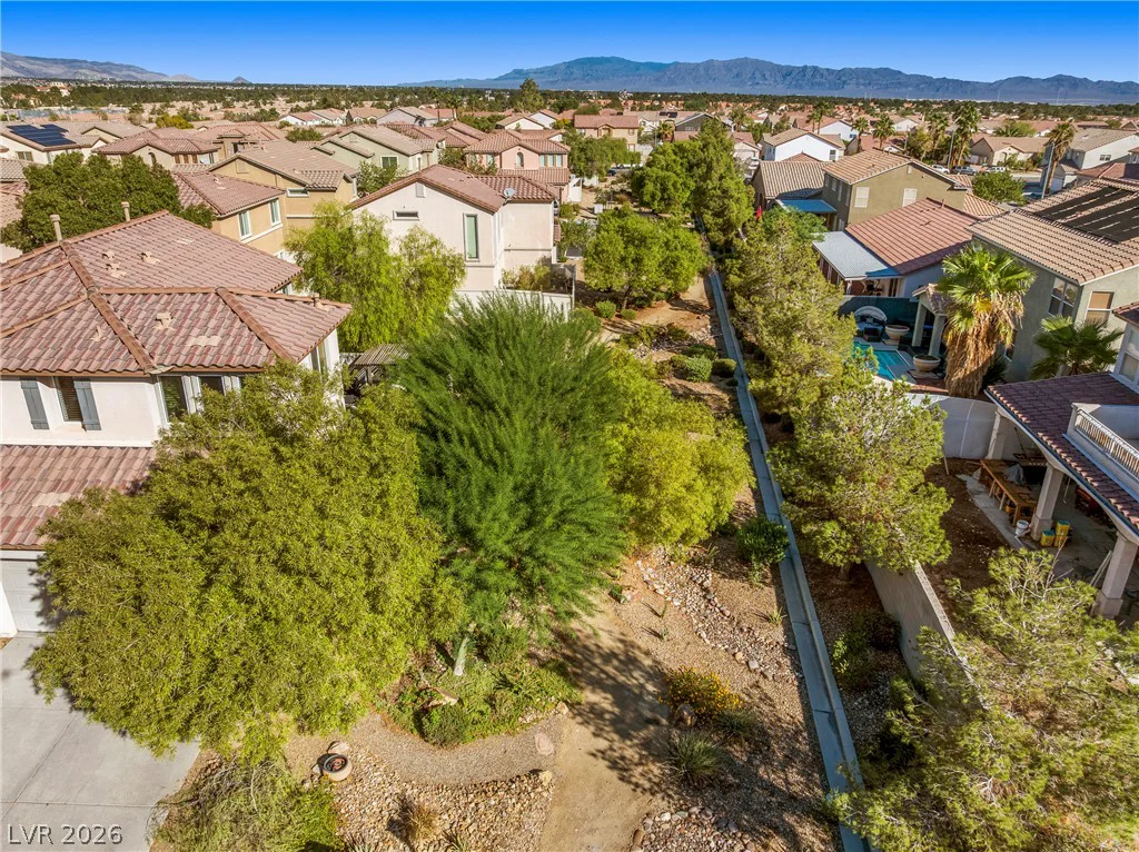6043 Dewey, Las Vegas, NV 89118
