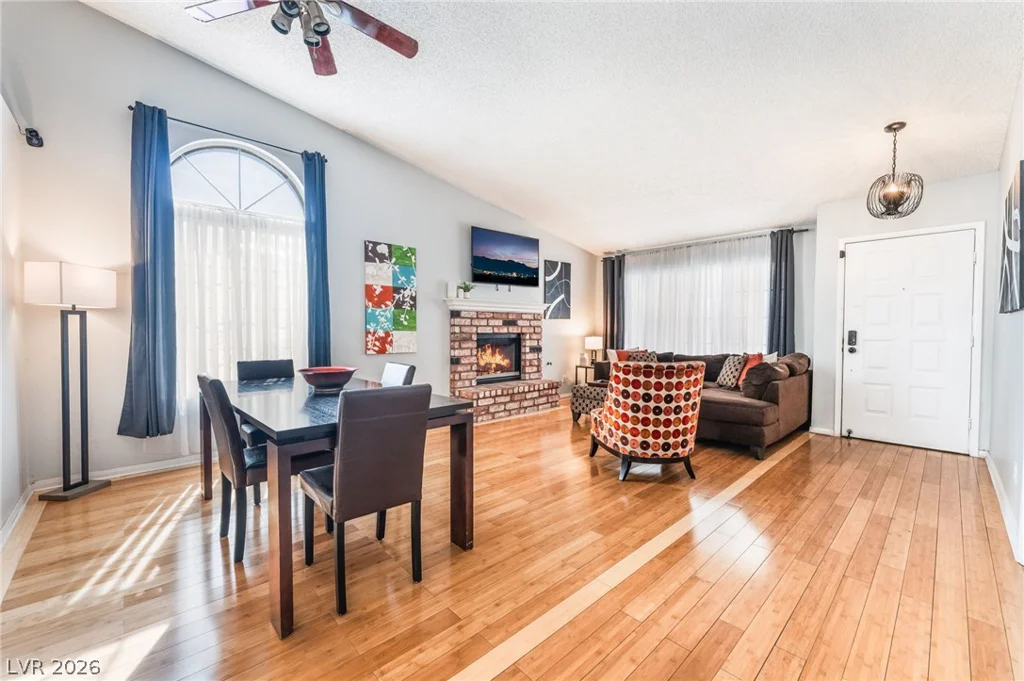 901 Shifting Sands, Las Vegas, NV 89108