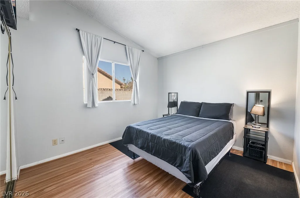 901 Shifting Sands, Las Vegas, NV 89108