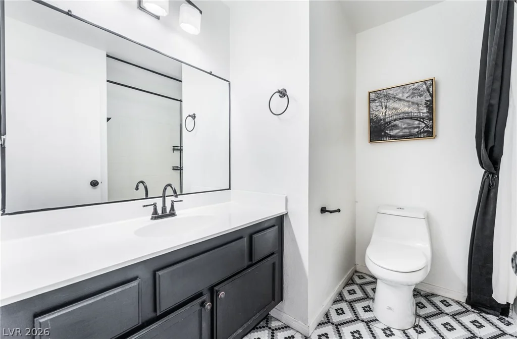 901 Shifting Sands, Las Vegas, NV 89108