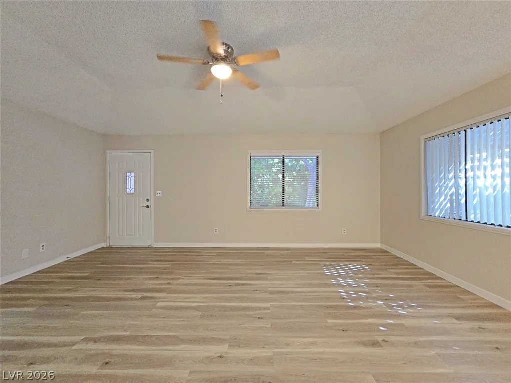 1025 Willow Tree, Las Vegas, NV 89128