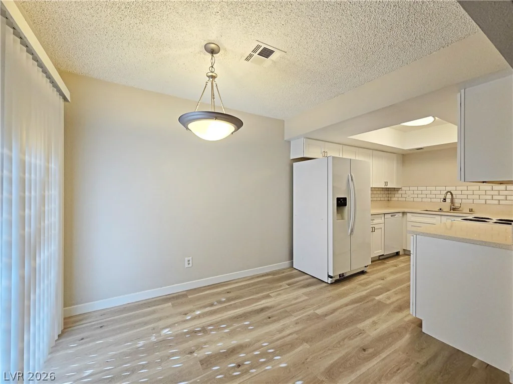1025 Willow Tree, Las Vegas, NV 89128