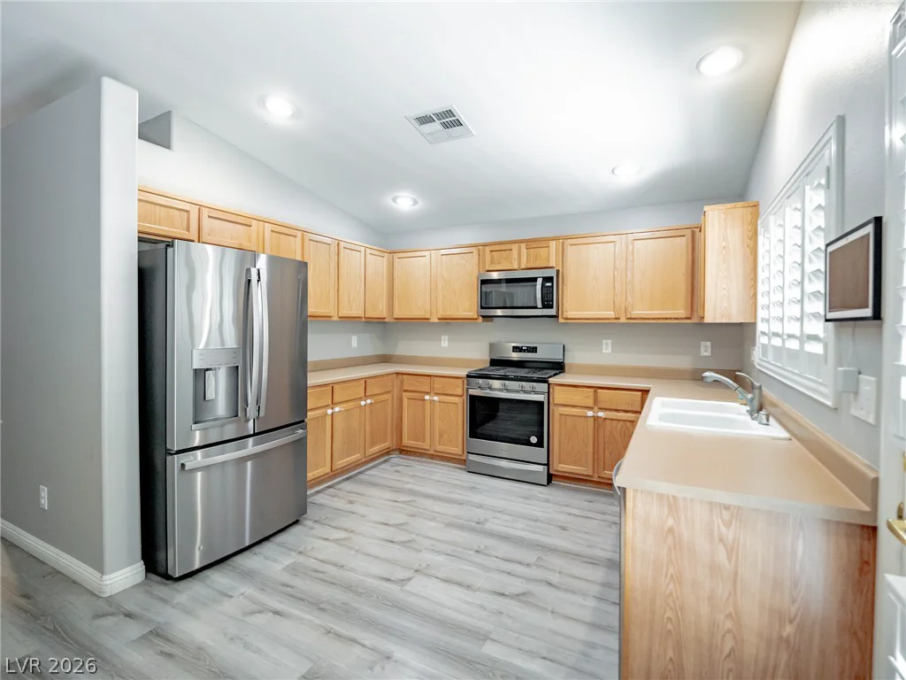 5977 Sierra Medina, Las Vegas, NV 89139