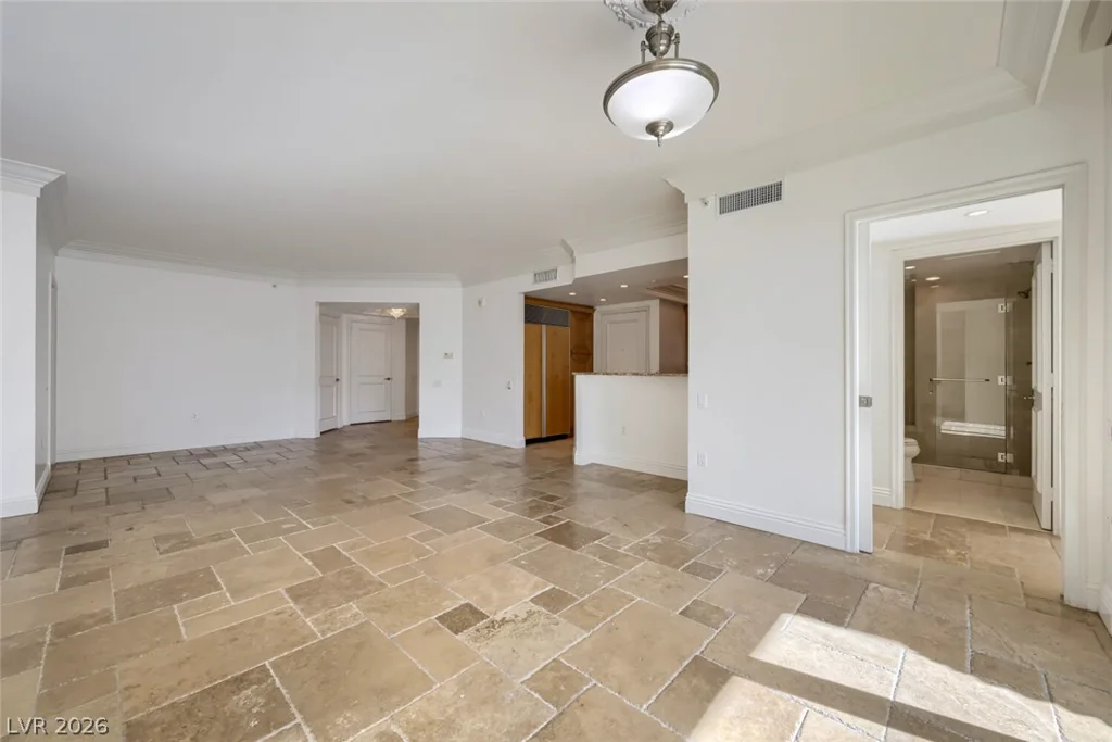 2777 Paradise, Las Vegas, NV 89109