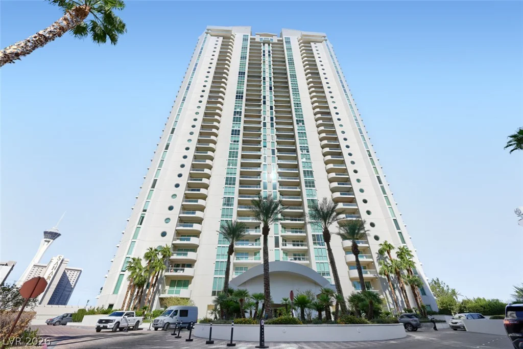 2777 Paradise, Las Vegas, NV 89109