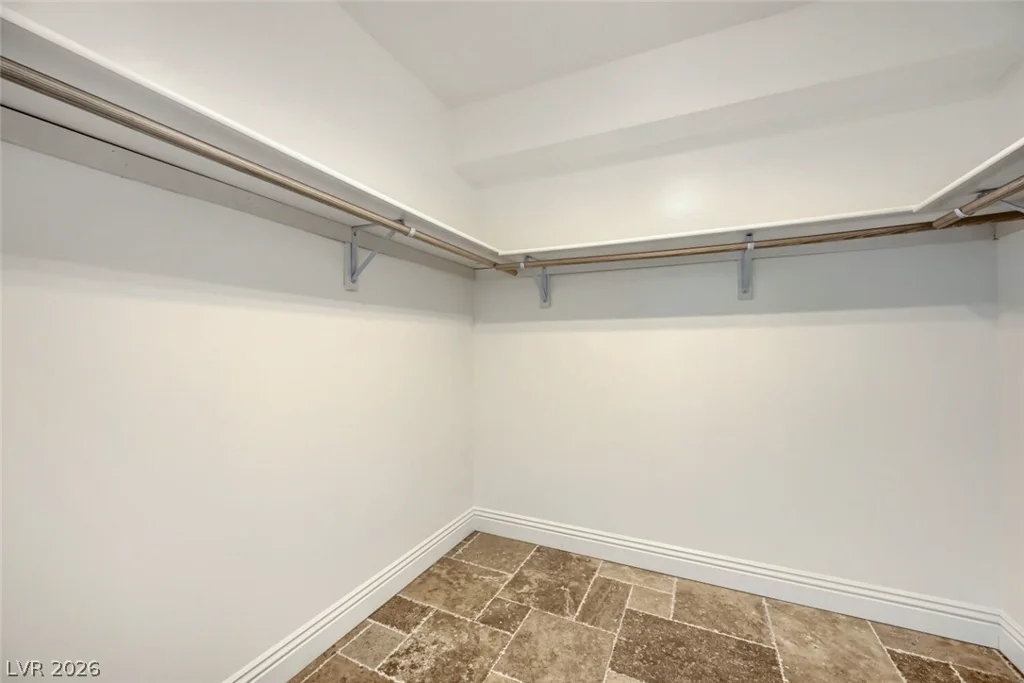 2777 Paradise, Las Vegas, NV 89109