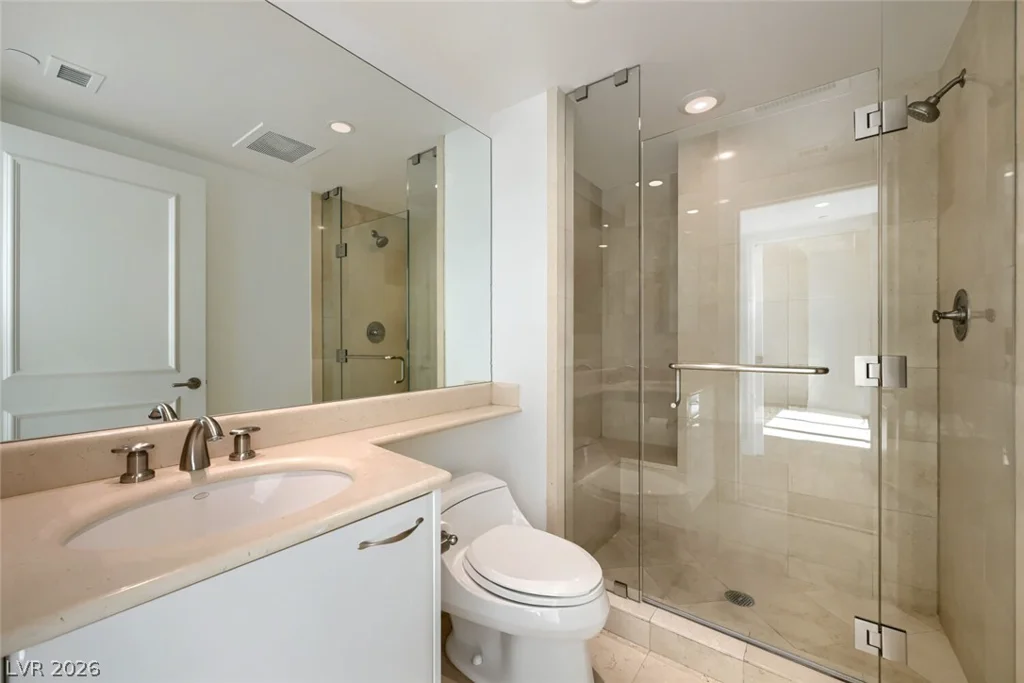 2777 Paradise, Las Vegas, NV 89109