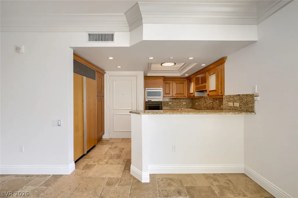 2777 Paradise, Las Vegas, NV 89109