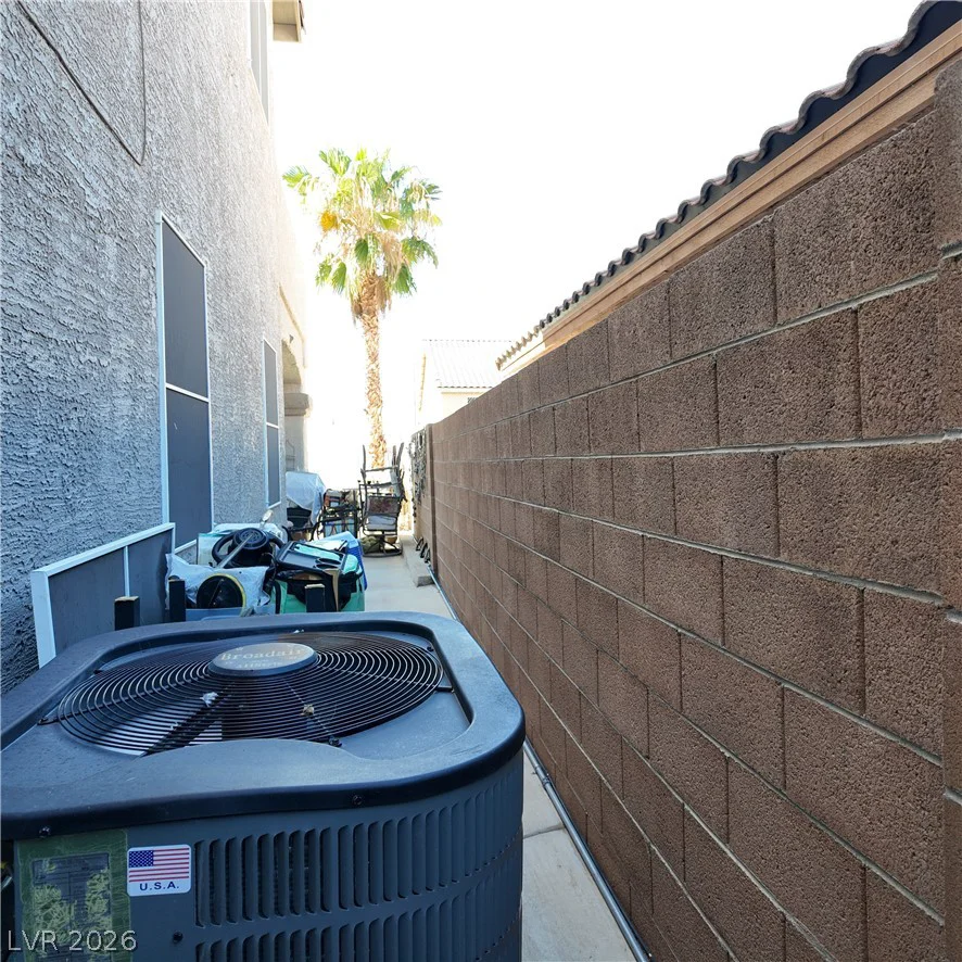 1405 Blazing Sand, Las Vegas, NV 89110