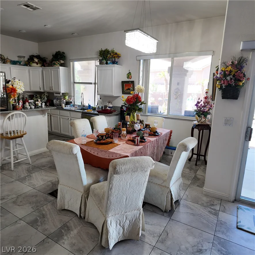 1405 Blazing Sand, Las Vegas, NV 89110