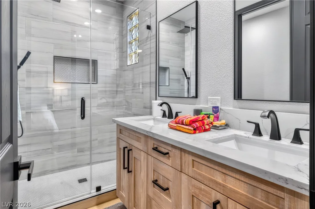 2982 Soft Horizon, Las Vegas, NV 89135
