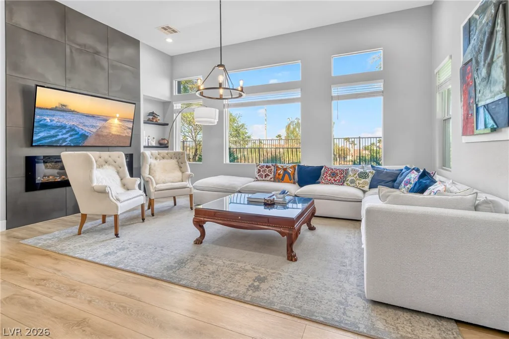 2982 Soft Horizon, Las Vegas, NV 89135