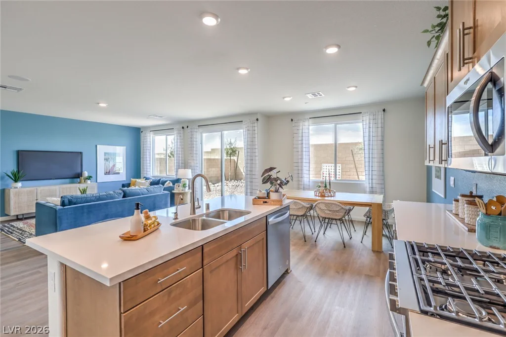 566 Ivory Peacock Ct, Henderson, NV 89011