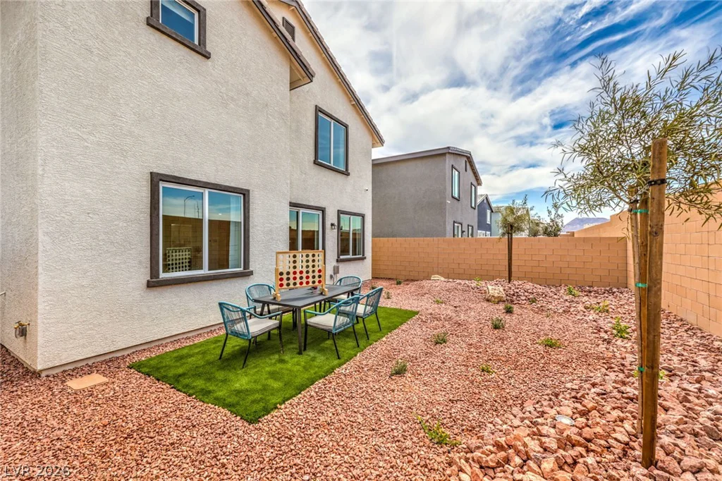 566 Ivory Peacock Ct, Henderson, NV 89011
