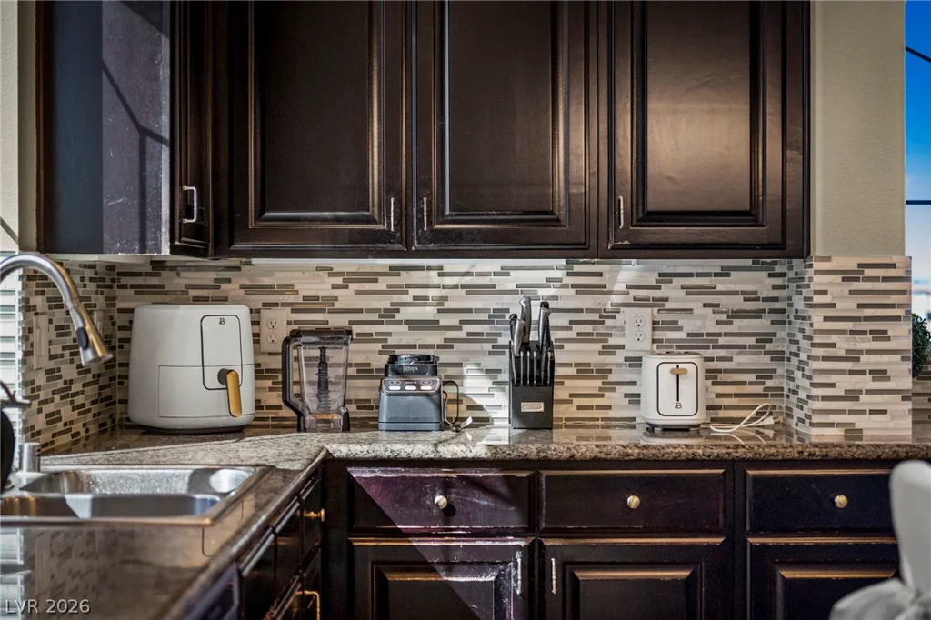 9715 Fox Estate, Las Vegas, NV 89141