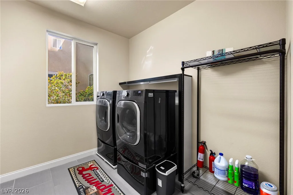 9715 Fox Estate, Las Vegas, NV 89141