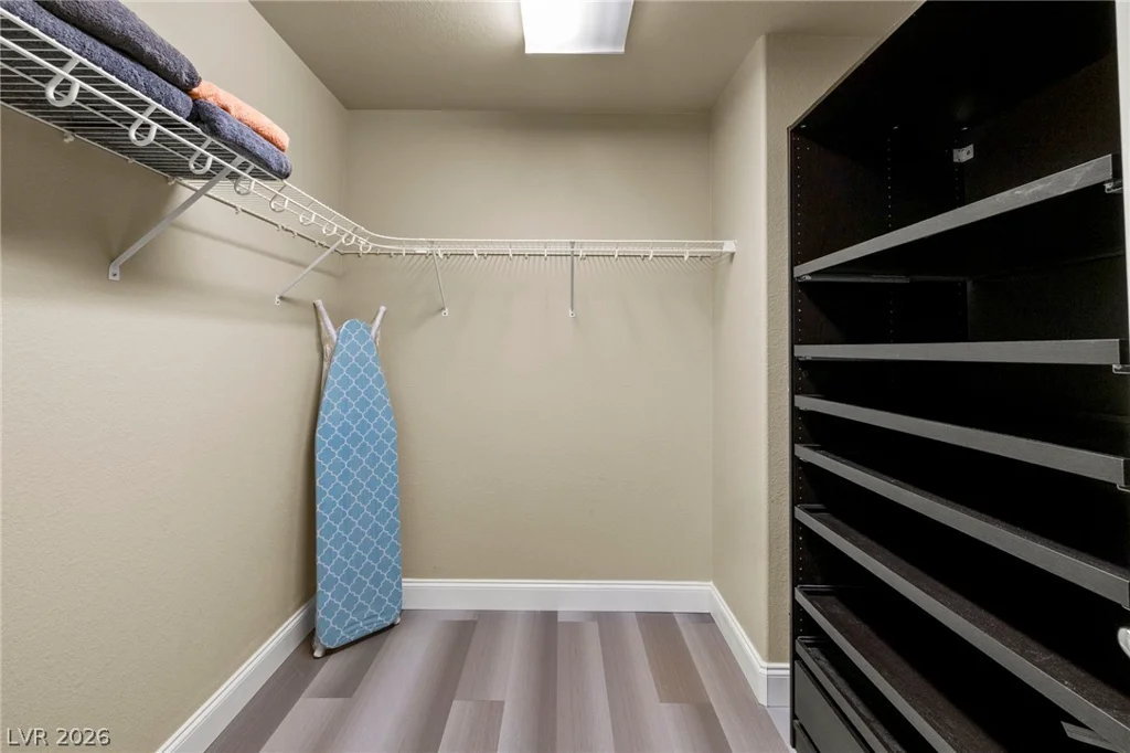 9715 Fox Estate, Las Vegas, NV 89141