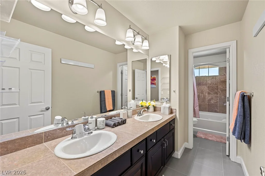 9715 Fox Estate, Las Vegas, NV 89141