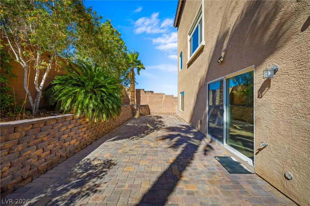 9715 Fox Estate, Las Vegas, NV 89141