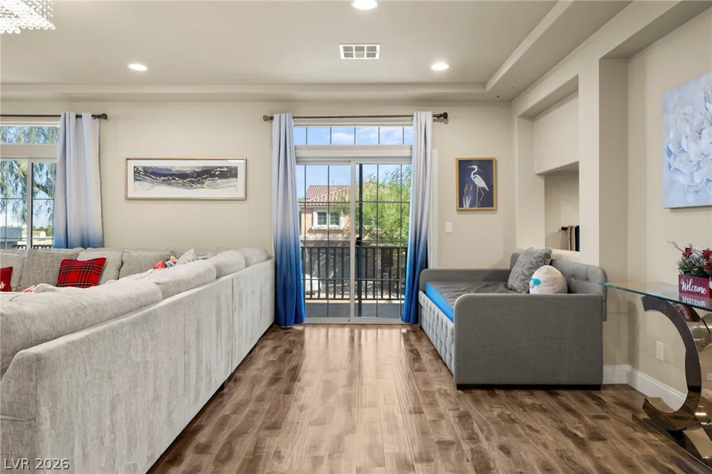 9715 Fox Estate, Las Vegas, NV 89141