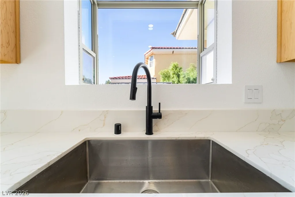 3869 Rawhide, Las Vegas, NV 89120
