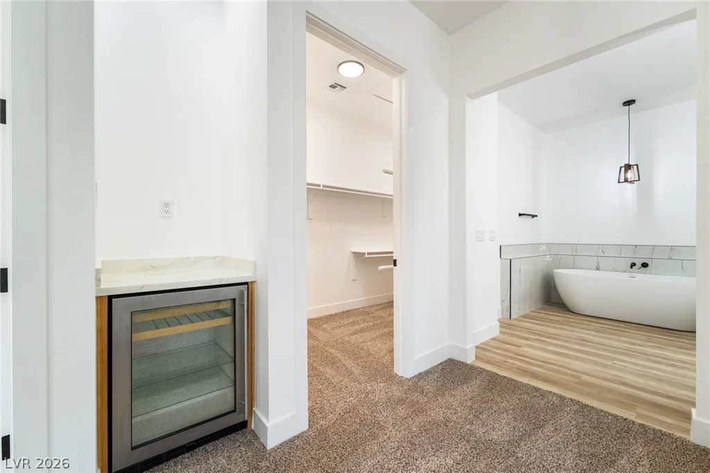 3869 Rawhide, Las Vegas, NV 89120