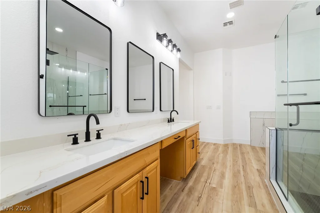 3869 Rawhide, Las Vegas, NV 89120