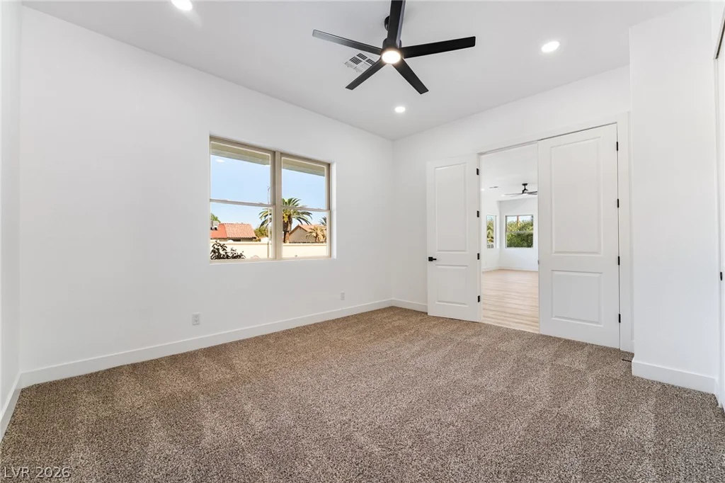 3869 Rawhide, Las Vegas, NV 89120
