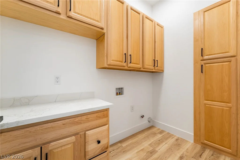 3869 Rawhide, Las Vegas, NV 89120