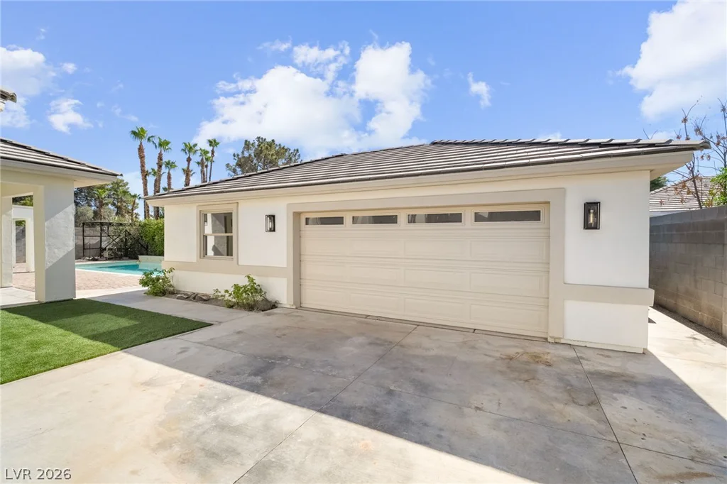 3869 Rawhide, Las Vegas, NV 89120