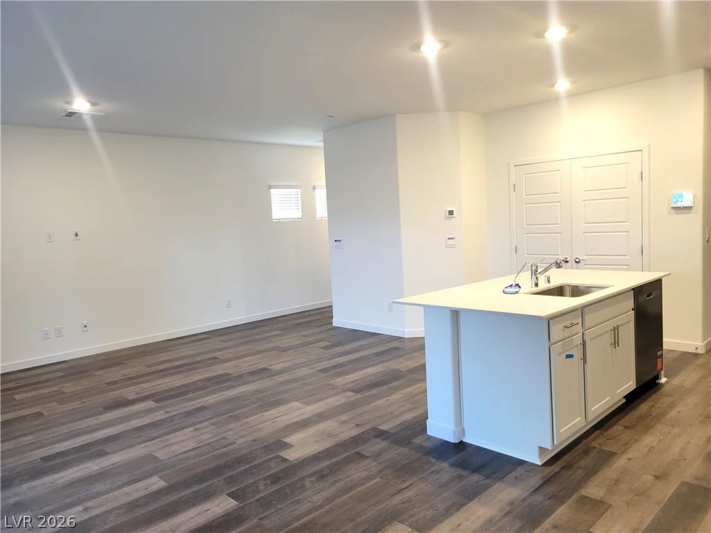 1202 Sun Parakeet, Henderson, NV 89011
