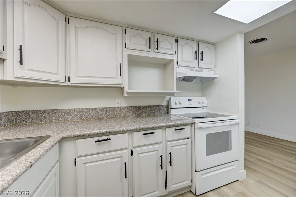 2629 Theresa, Las Vegas, NV 89101