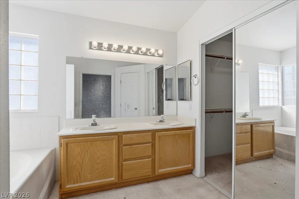 2000 Maple Springs, Henderson, NV 89002