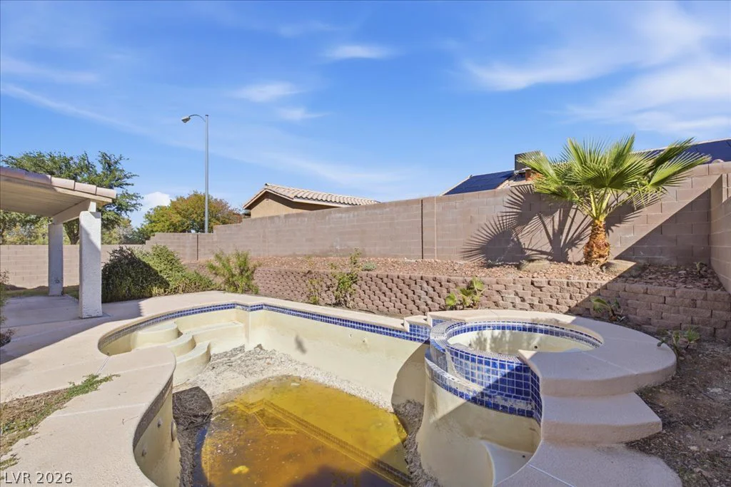 2000 Maple Springs, Henderson, NV 89002