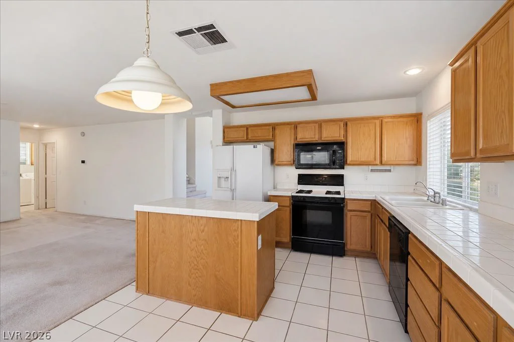 2000 Maple Springs, Henderson, NV 89002
