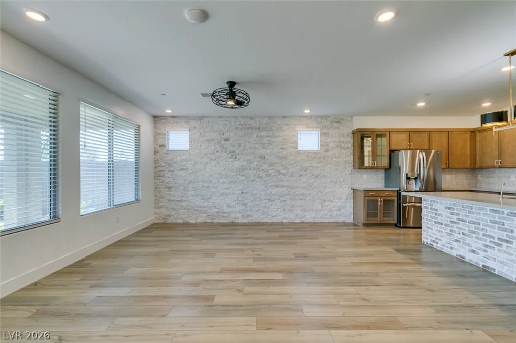 10184 Chrysolite, Las Vegas, NV 89143
