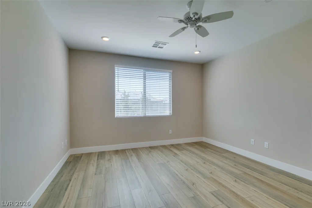 10184 Chrysolite, Las Vegas, NV 89143