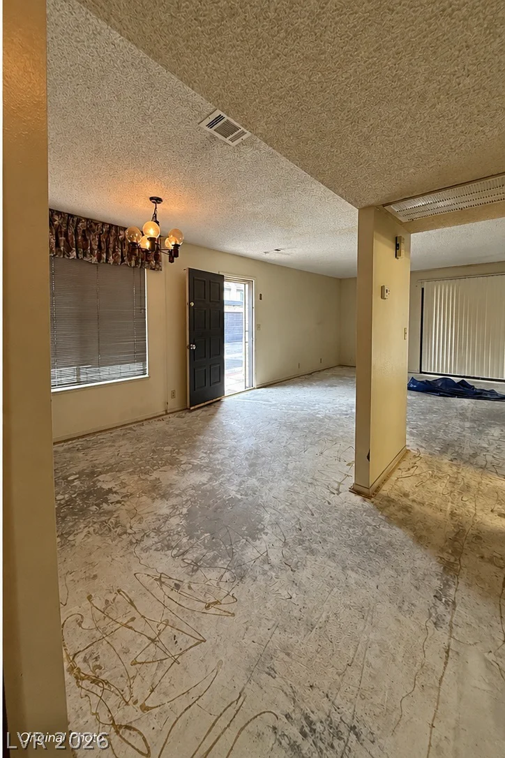 4578 Portadown, Las Vegas, NV 89121