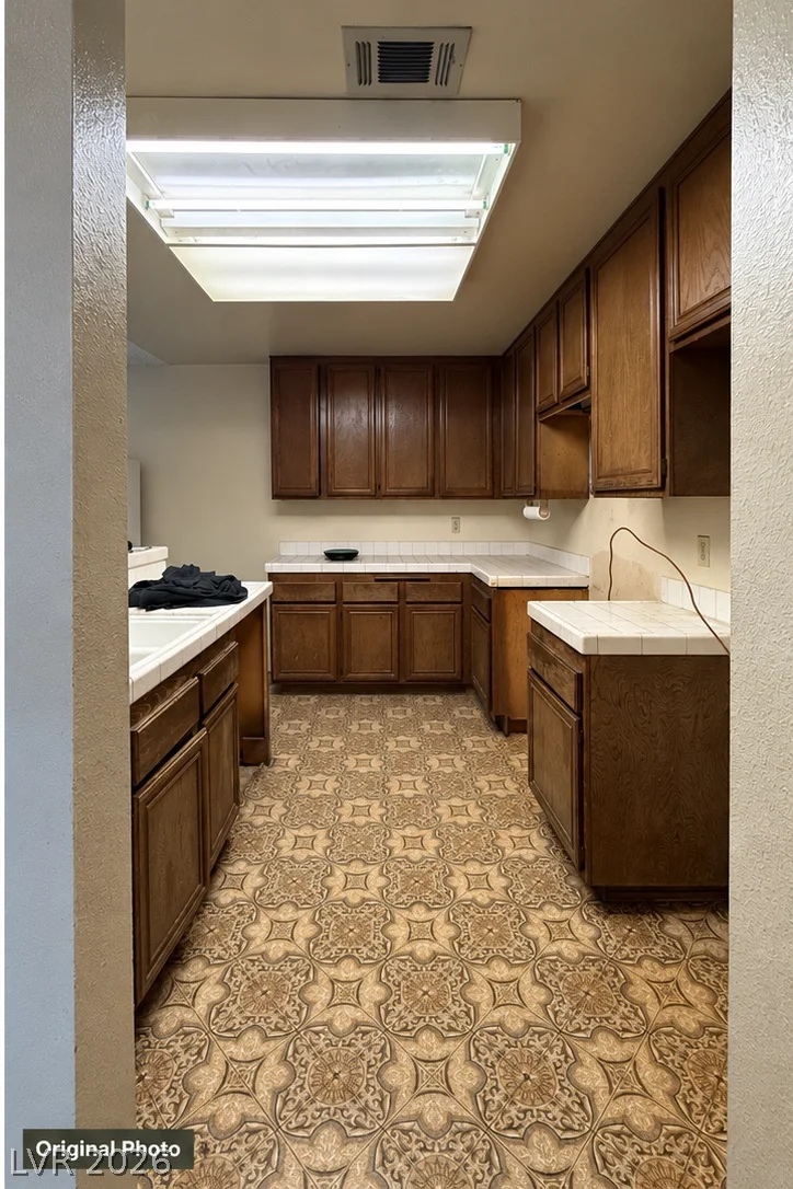 4578 Portadown, Las Vegas, NV 89121