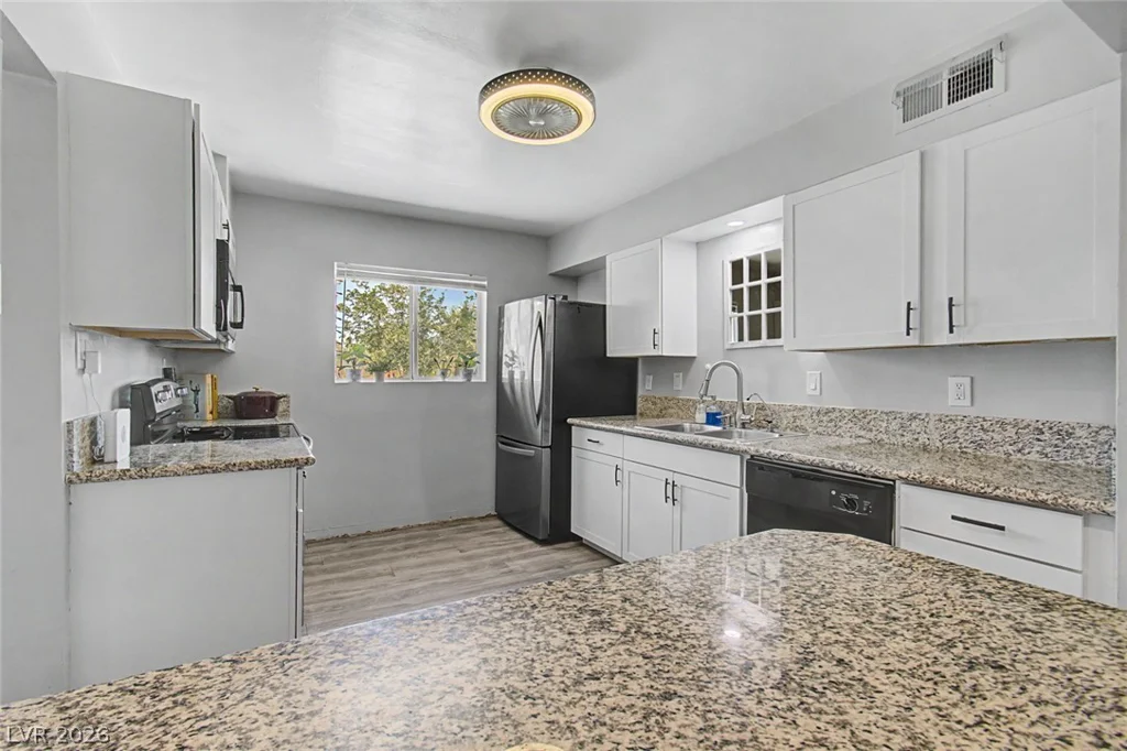 1937 Peyton, Las Vegas, NV 89104