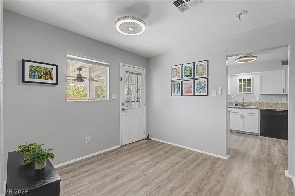 1937 Peyton, Las Vegas, NV 89104