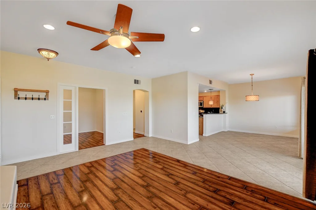 10730 Amber Ridge, Las Vegas, NV 89144